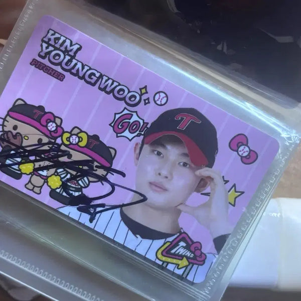 [BUNJANG] LG Twins TaeNing Kitty Kim Young-woo Autographed Photocard / 엘지트윈스 태닝키티 김영우 싸인 포토카드