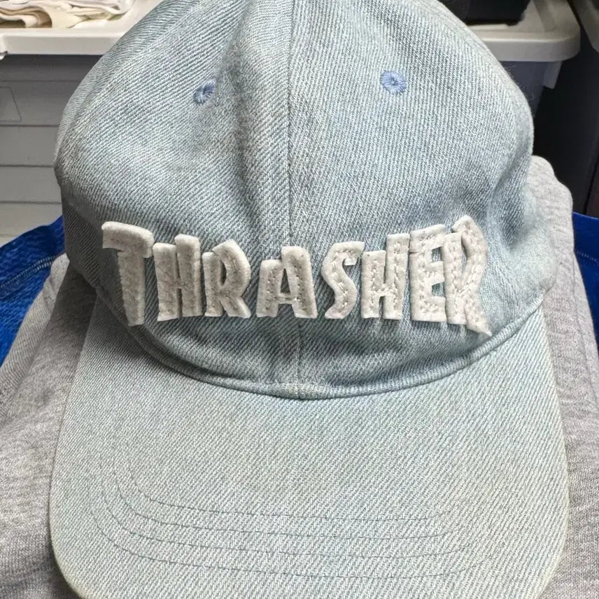 [BUNJANG] Thrasher Denim Felt Ball Cap / 트래셔 데님 펠트 볼캡 모자