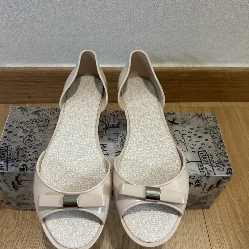 [BUNJANG] Fauxpas Bopapari Jelly Sandals - EUR 37 (US 6.5) / Fauxpas 뽀빠파리 젤리샌들/Eur37(240)