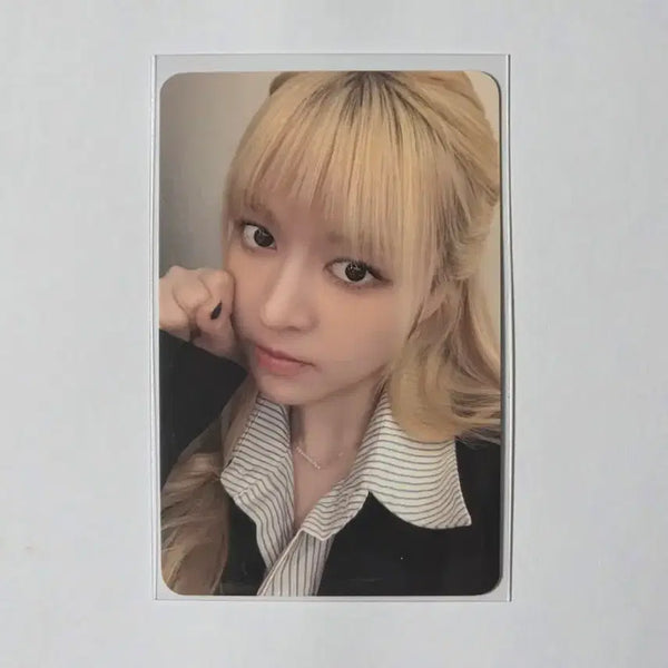 [BUNJANG] NMIXX Lily Office Photocard and Standard Album Set / 엔믹스 / 릴리 / 오피스 포카 / 블발 일반반 앨범 1종 포함