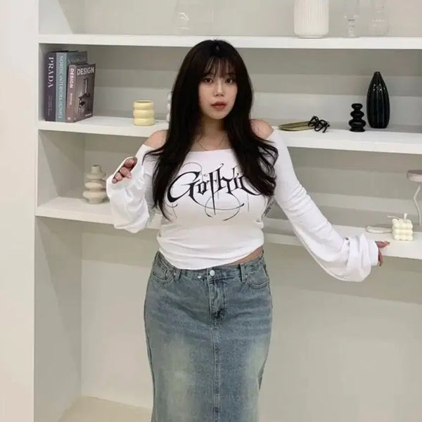[BUNJANG] DAISY TWO L Go Printing Cutting Off Shoulder T-Shirt White / 데이지투엘 고 프린팅 컷팅 오프숄더 티셔츠 화이트