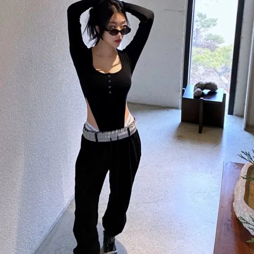 [BUNJANG] Eimok Basic Button Bodysuit Black / 에이블리 이목 베이직버튼 바디수트 블랙