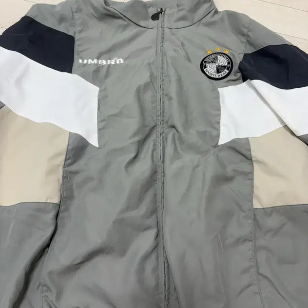 [BUNJANG] Umbro Windbreaker / 엄브로 바람막이