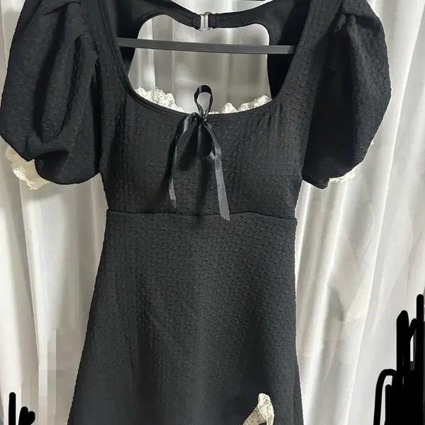 [BUNJANG] Gothic Short Sleeve One-Piece Swimsuit / 반팔 고딕 원피스 수영복