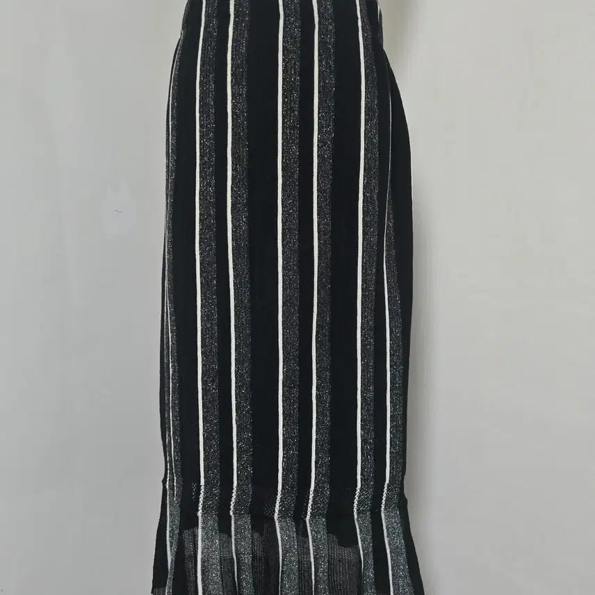 [BUNJANG] MINE Pleated Glitter Long Skirt / 새상품)MINE 마인 플리츠 글리터 롱 스컷