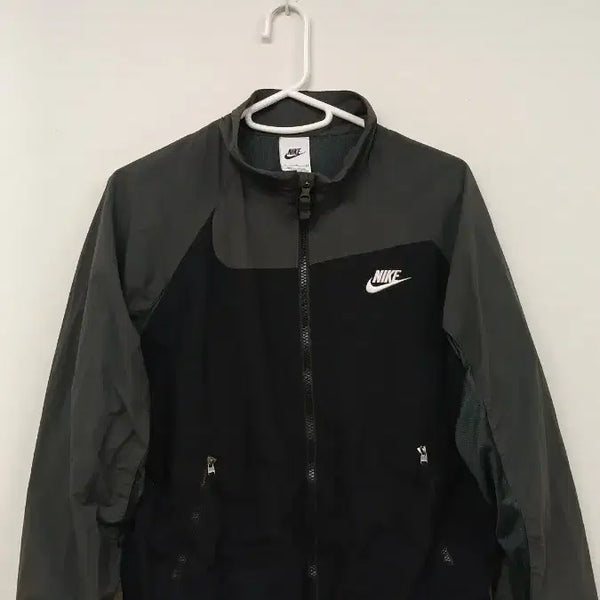 [BUNJANG] Nike Windbreaker Jacket Black/Gray / 나이키 바람막이 점퍼 블랙/그레이