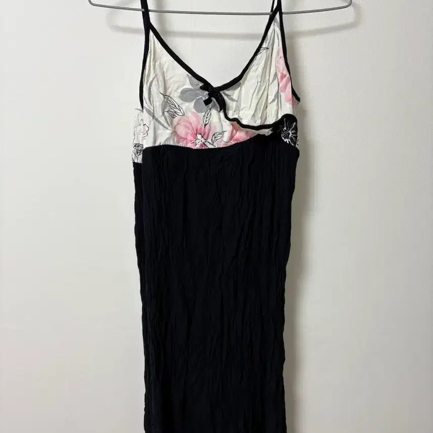 [BUNJANG] Floral Print Spaghetti Strap Maxi Dress / 꽃무늬 끈 나시 원피스