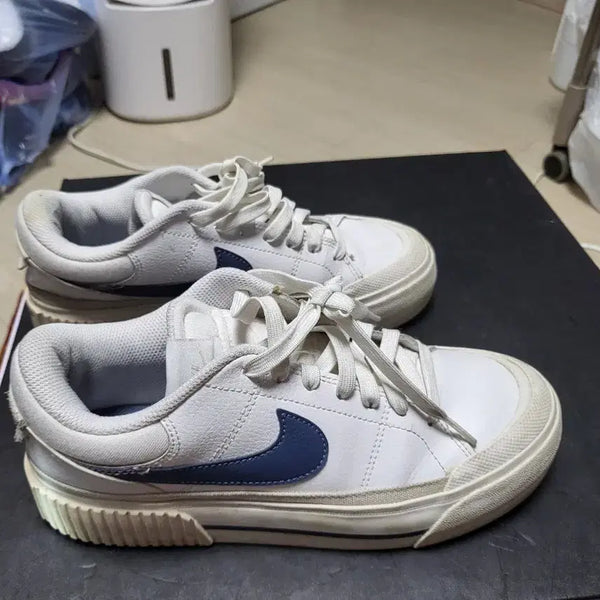 [BUNJANG] Nike Court Legacy Lift White Sneakers 240mm / 나이키 코트 레거시 리프트 흰색 운동화 240mm 상태매우좋음