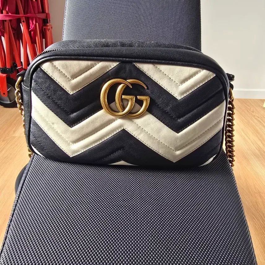 [BUNJANG] Gucci Marmont Matelassé Camera Bag / 구찌 마몬트 마틀라세 카메라백