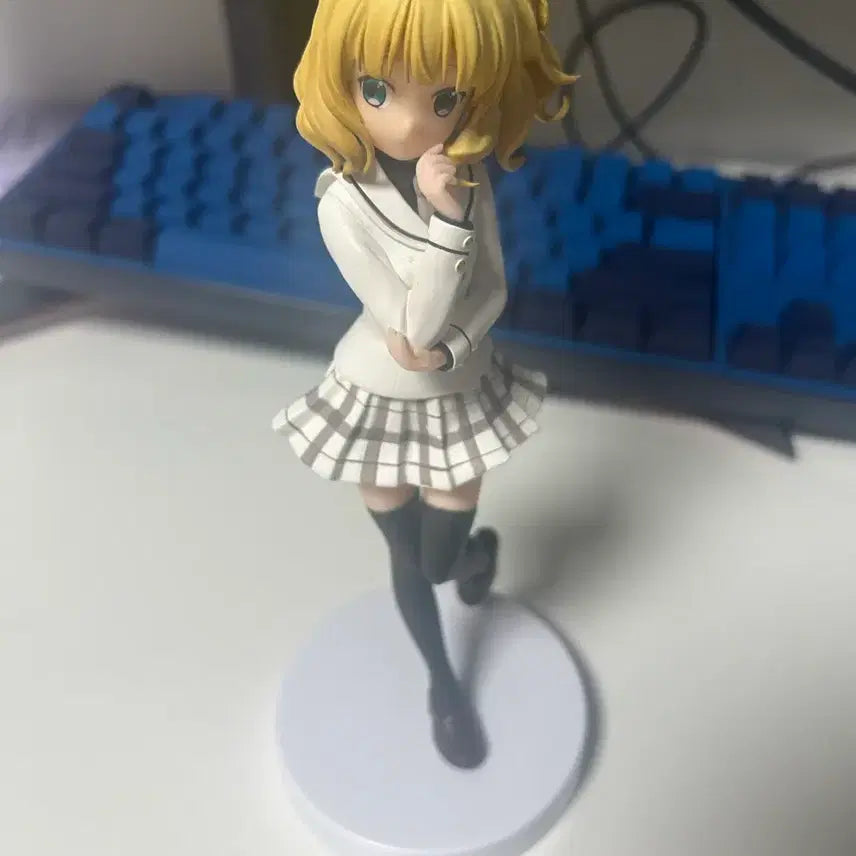 [BUNJANG] FURYU Kirima Sharo Seifuku Ver. Figure / 키리마 샤로 후류 피규어 제복 ver