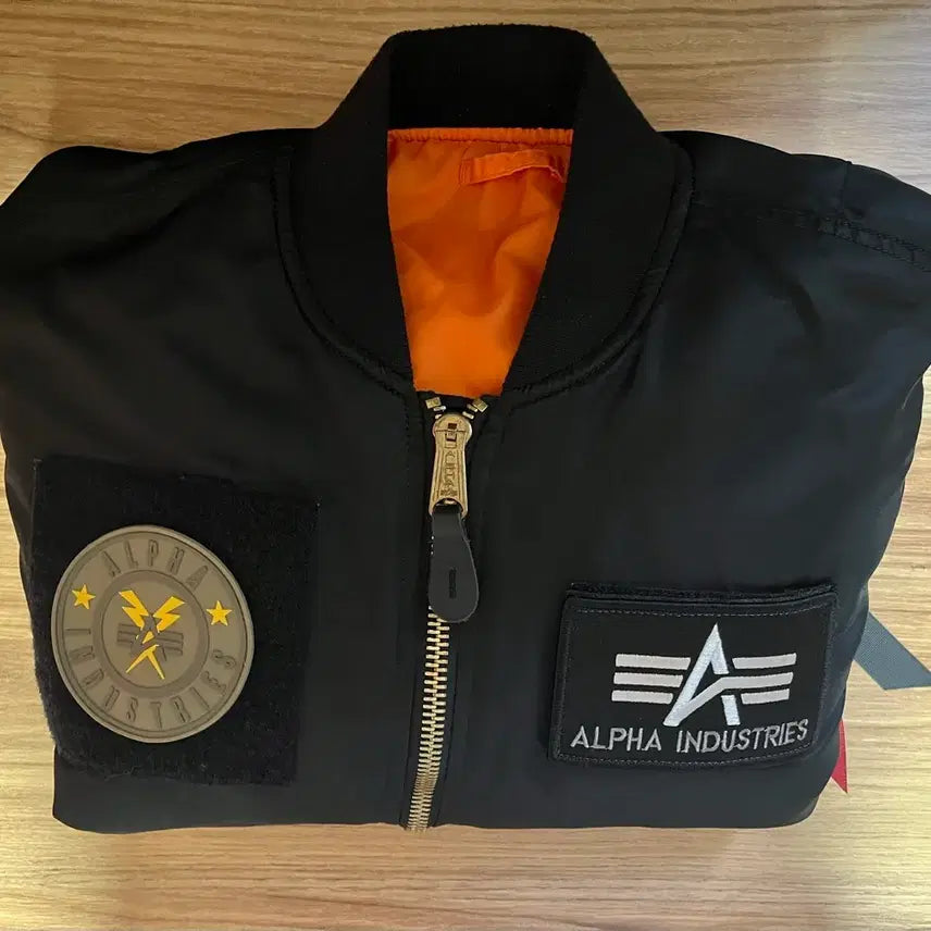 [BUNJANG] Alpha Industries MA-1 Bomber Jacket Black L / 알파인더스트리 MA-1 항공점퍼 블랙 L 사이즈 판매합니다.