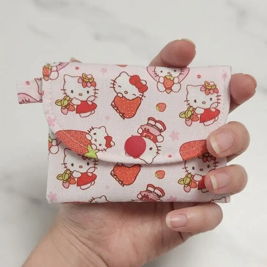 [BUNJANG] Hello Kitty Strawberry Snap Button Card Wallet / 헬로키티 똑딱이카드지갑(딸기)