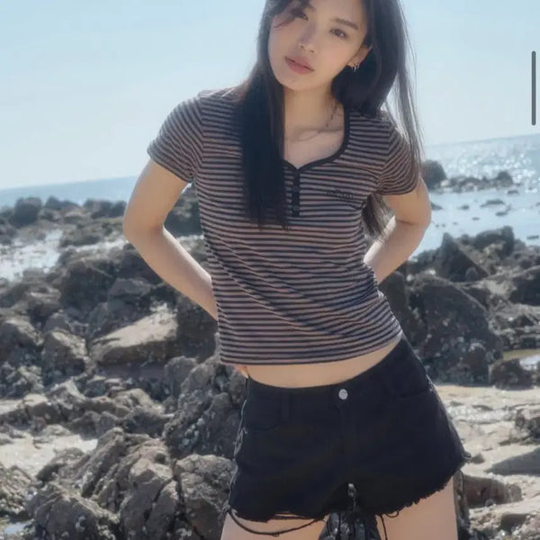 [BUNJANG] AZON Candy Stripe Short Sleeve T-Shirt Black / 애즈온 캔디 스트라이프 반팔티 블랙