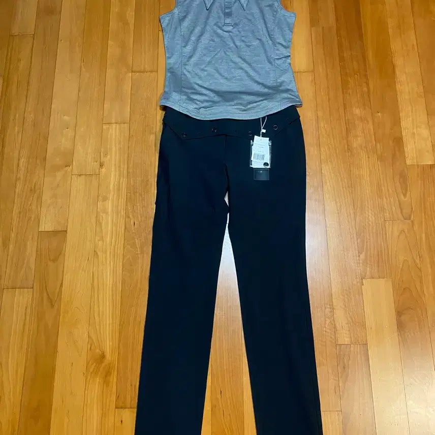 [BUNJANG] Saint Andrews Women's Boxy Fit Shoulder Logo Sleeveless T-Shirt (Size S/55) / 세인트앤드류스여성박카라어깨로고민소매티셔츠S(55)