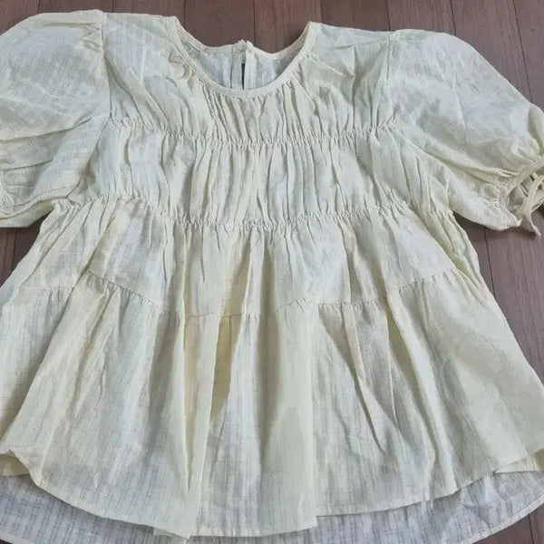 [BUNJANG] TILDAISHERING Shirring Blouse Size 38 / 틸아이다이셔링 블라우스38 새상품