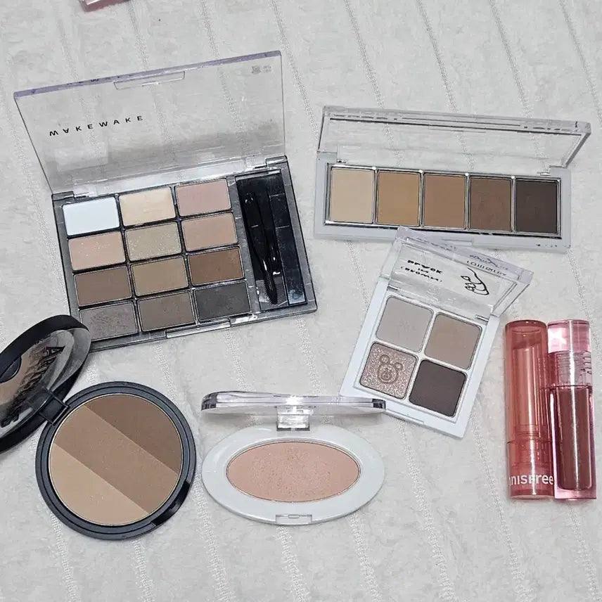 [BUNJANG] WakeMake, Rom&nd, Toun28, Laka, Innisfree, Forencos Makeup Bundle Set / 브라운 메이크업 화장품 일괄