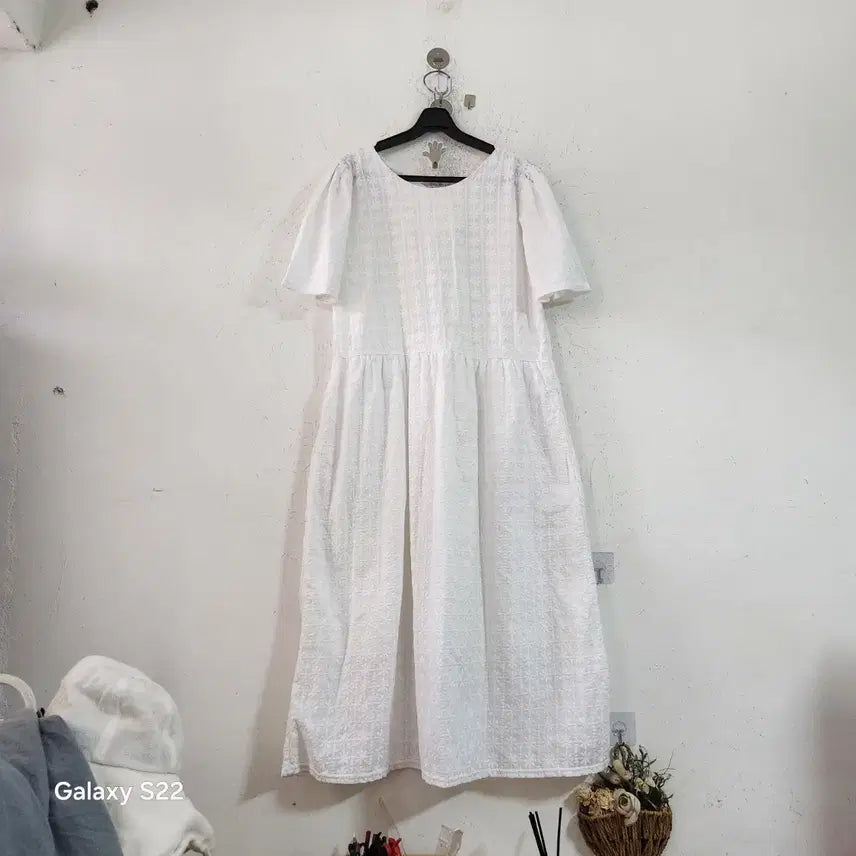 [BUNJANG] White Puff Sleeve Long Dress / 화이트 퍼프소매 롱 원피스