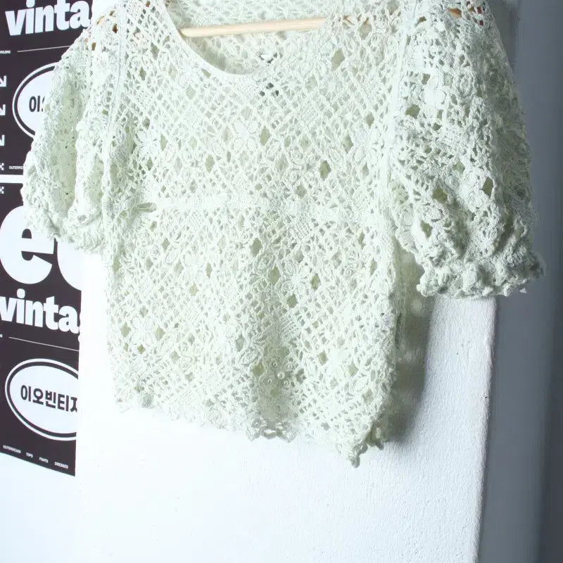 [BUNJANG] W(F) Coincoz See-through Crop Short-Sleeve T-Shirt - Light Green H35502 / W(F) 코인코즈 반팔 티셔츠 시스루 크롭 연그린-H35502