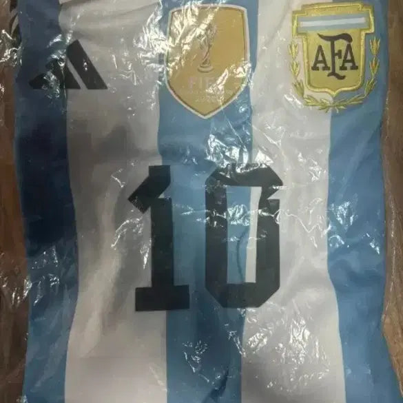 [BUNJANG] Argentina National Football Team 3-Star Replica Jersey with Messi Official Marking (Size L) / 아르헨티나 3스타(IB3597) 유니폼 메시마킹