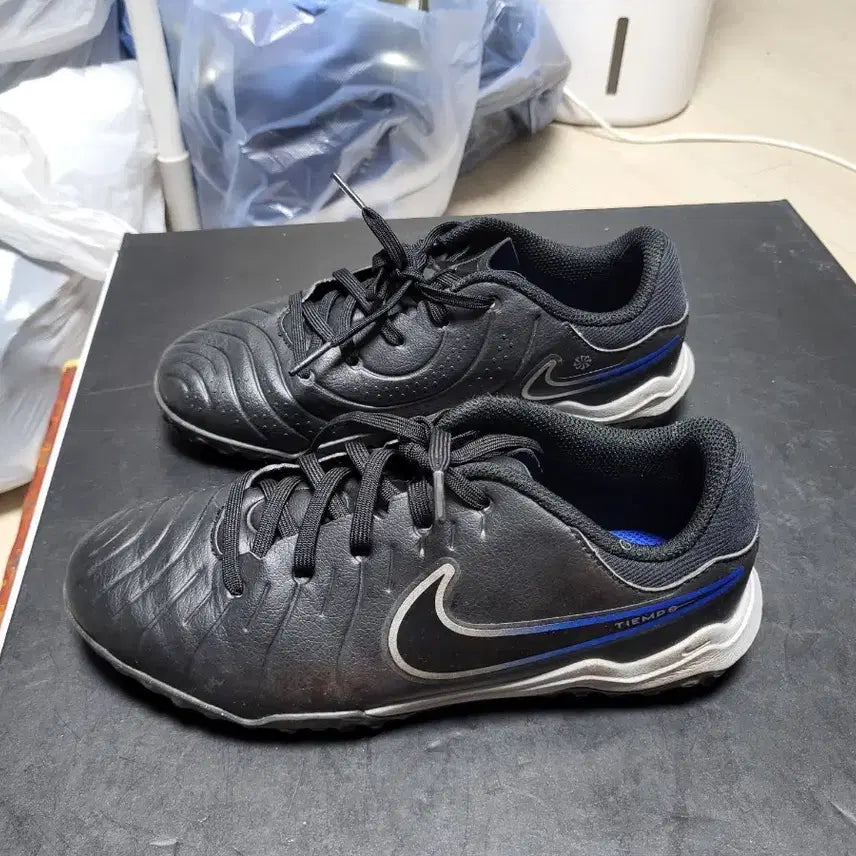 [BUNJANG] Nike Tiempo Legend Futsal Shoes 220mm / 나이키 티엠포 레전드 풋살화 220mm 상태최상