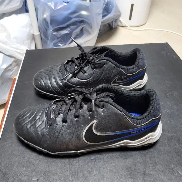 [BUNJANG] Nike Tiempo Legend Futsal Shoes 220mm / 나이키 티엠포 레전드 풋살화 220mm 상태최상