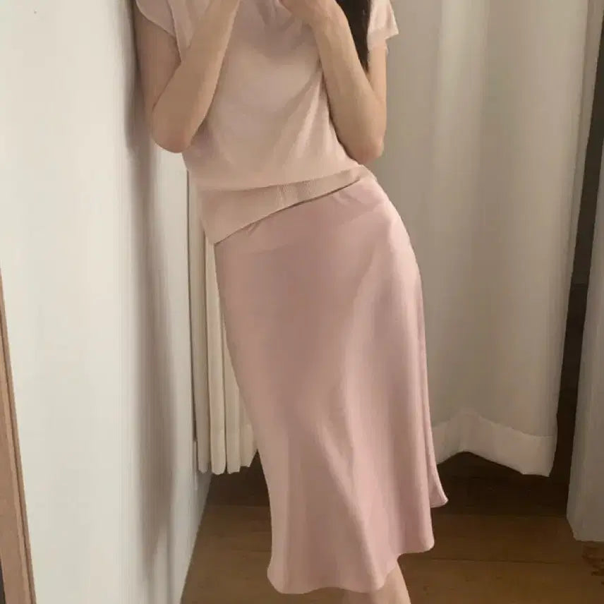 [BUNJANG] Shopmodo Oat Knit Pink Set with Glossy Pink Skirt and Rose Top / 샵모도 오트 니트 핑크 + 글로시 핑크 스커트 + 로즈 탑