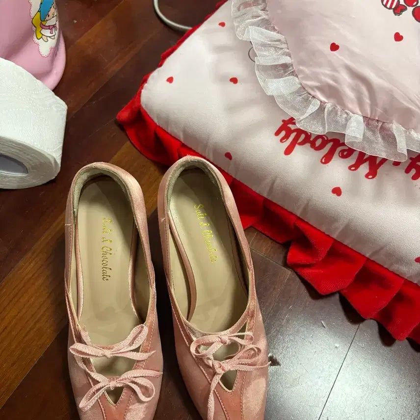 [BUNJANG] Shorts & Chocolate Satin Ballerina Heels (Pink, 225) / 갸루 구두 숄트앤초콜렛 1회 착용 새틴 핑크 발레리나 225