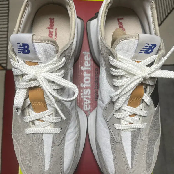 [BUNJANG] New Balance x Levi's 327 Grey (Levi's Tag) Sneakers / 뉴발란스 x 리바이스 327 그레이 (리바이스 택) 280mm