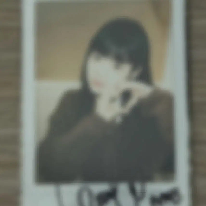 [BUNJANG] TripleS YoonSeoyeon Signed Polaroids / 트리플에스 윤서연 싸인 폴라