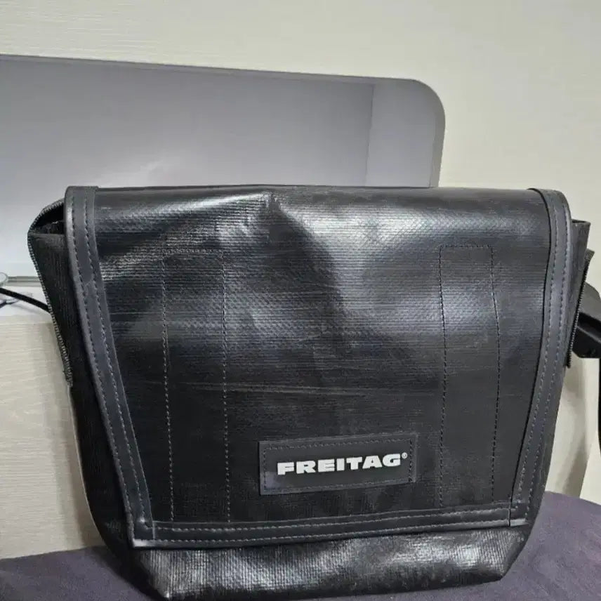 [BUNJANG] Freitag Ramsay All Black Bag / 프라이탁 라씨 올검 올블랙