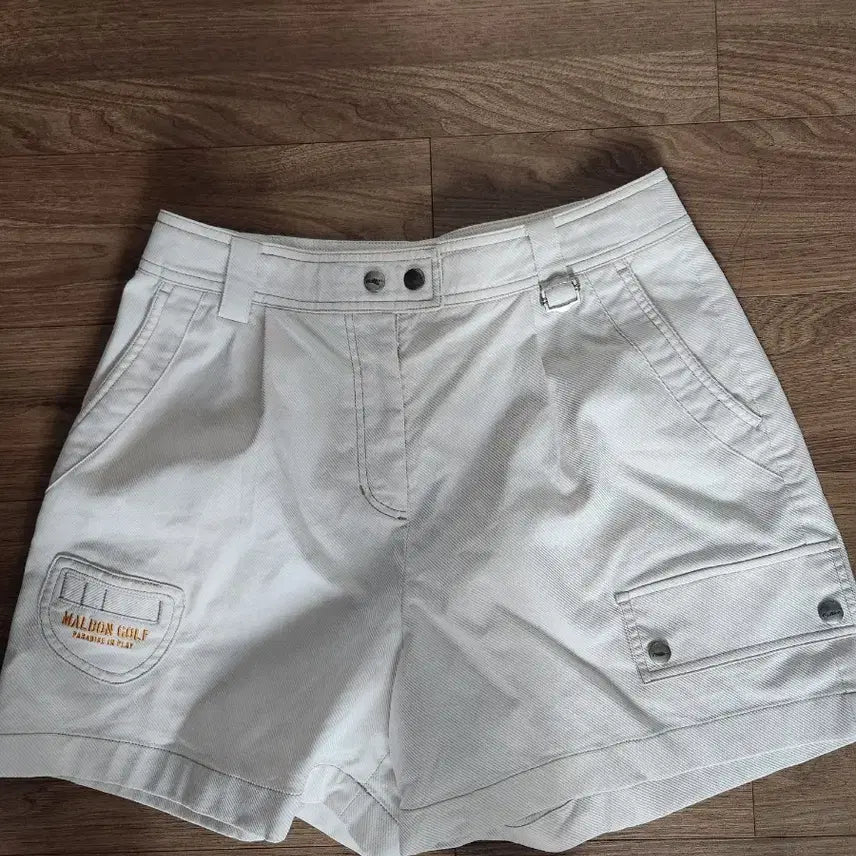 [BUNJANG] Malbon Golf Ivory Shorts / 말본 골프 아이보리 반바지
