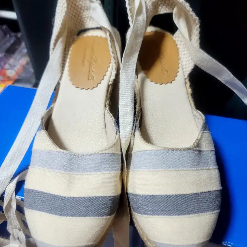 [BUNJANG] Castañer Pastel Stripe Wedge Espadrille Sandals (Size 35) / 새상품) 35사이즈 파스텔 스트라이프 웨지통굽 샌들 에스파듀 까스타녜르