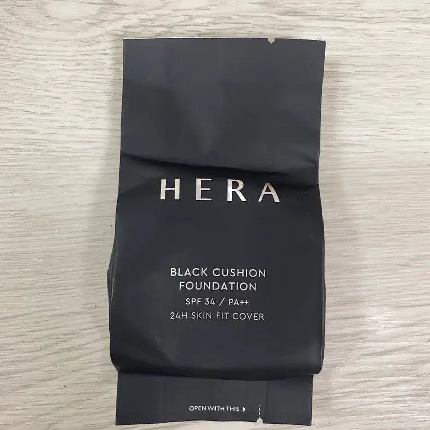 [BUNJANG] Hera Black Cushion 21N1 Vanilla Refill 15g / (새상품) 신형 헤라블랙쿠션 21N1 바닐라  리필 15g