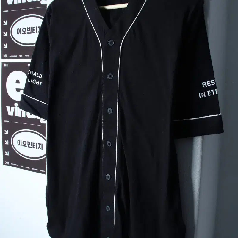 [BUNJANG] Andew Baseball Uniform Short-Sleeve T-Shirt Black Old School XL-2XL / (XL-2XL) 앤듀 반팔 티셔츠 야구유니폼 블랙 올드스쿨-H35262