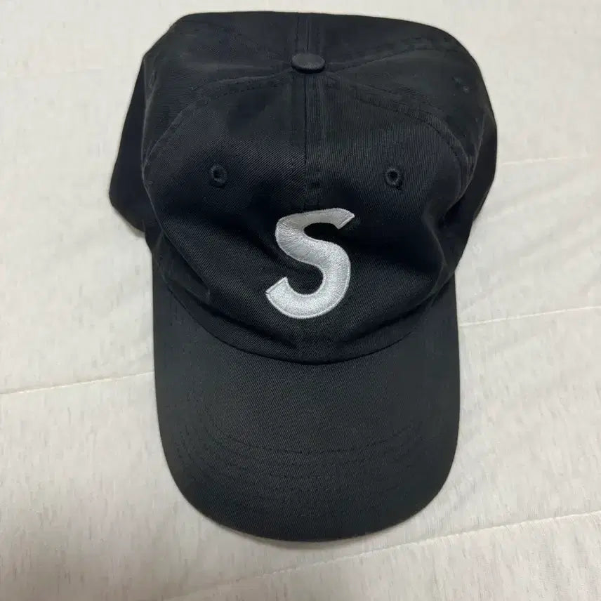 [BUNJANG] Supreme 6-Panel Cap Black / 슈프림 6패널 캡 블랙