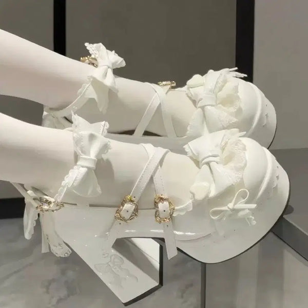 [BUNJANG] White Lolita Platform Shoes / 중브 양산형 지뢰계 통굽 구두 화이트 로리타 코스프레 버블즈 노에미 디마럽