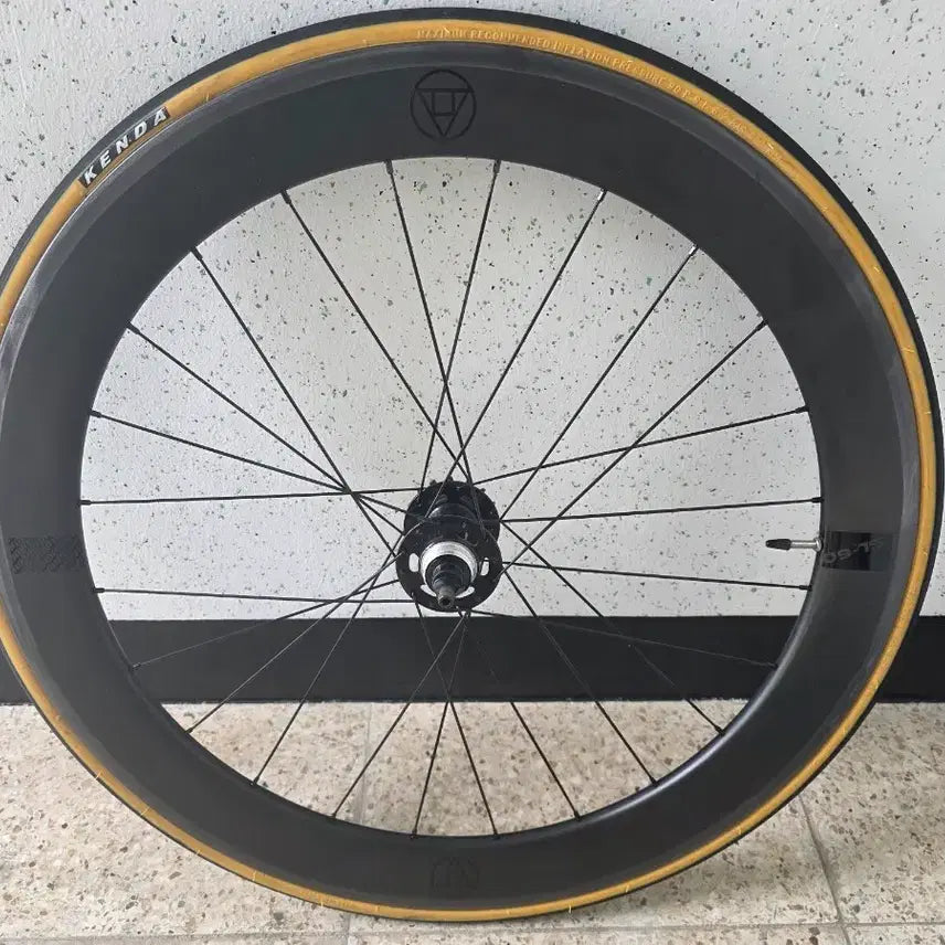 [BUNJANG] Unknown SL60 Rear Carbon Wheel / 언노운 sl60림 리어 카본휠