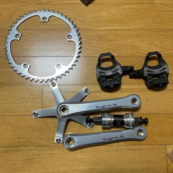 [BUNJANG] Sugino 75 Silver Crankset 165mm 49T with Shimano 550 Pedals / 스기노 75 실버 크랭크셋