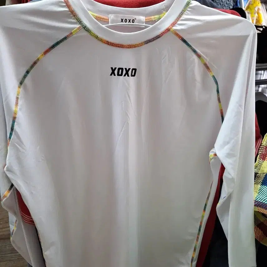 [BUNJANG] XOXO Rainbow Stitch Long Sleeve T-Shirt White Size 100 / XOXO 무지개 스티치 흰색 긴팔 티셔츠100