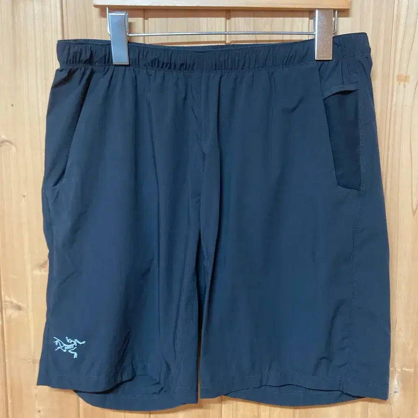 [BUNJANG] Arc'teryx Incendo 9" Shorts Black / M 아크테릭스 인센도 9인치 블랙