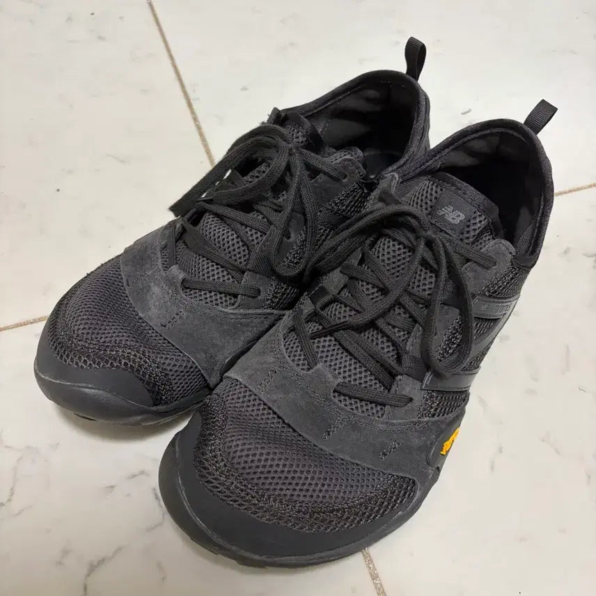 [BUNJANG] New Balance Minimus MT10OAC Black / (280) 뉴발란스 미니머스 MT10OAC