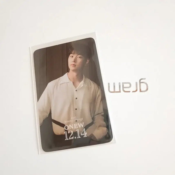 [BUNJANG] SHINee Onew 2022 Season's Greetings Yes24 POB Photocard / 샤이니 2022시그 예스24 온유 특전포카