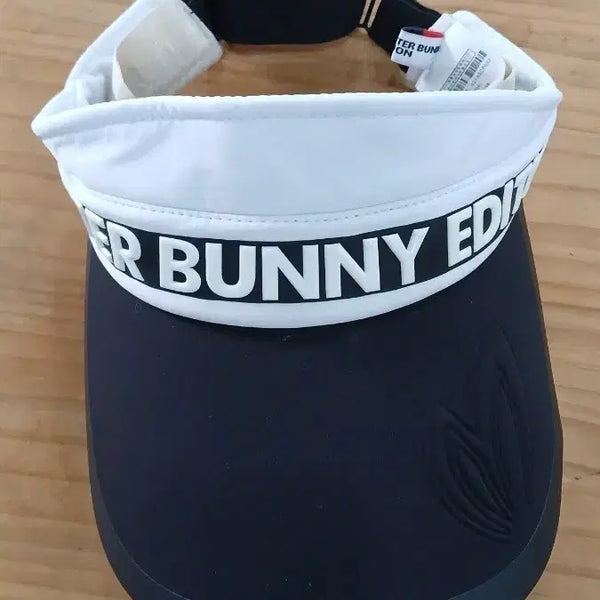 [BUNJANG] Master Bunny Edition White Golf Visor Cap / 마스터버니 에디션 볼캡 썬바이저 화이트