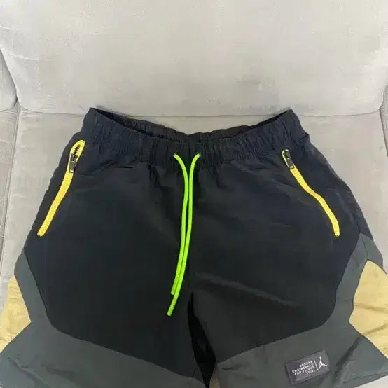 [BUNJANG] Nike Jordan Engineered for Flight Woven Shorts XL / 나이키 조던 Engineered for Flight 우븐 쇼츠 XL
