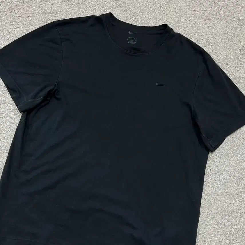 [BUNJANG] Nike Dri-FIT T-Shirt Size 100 / [100] 나이키 드라이핏 반팔티