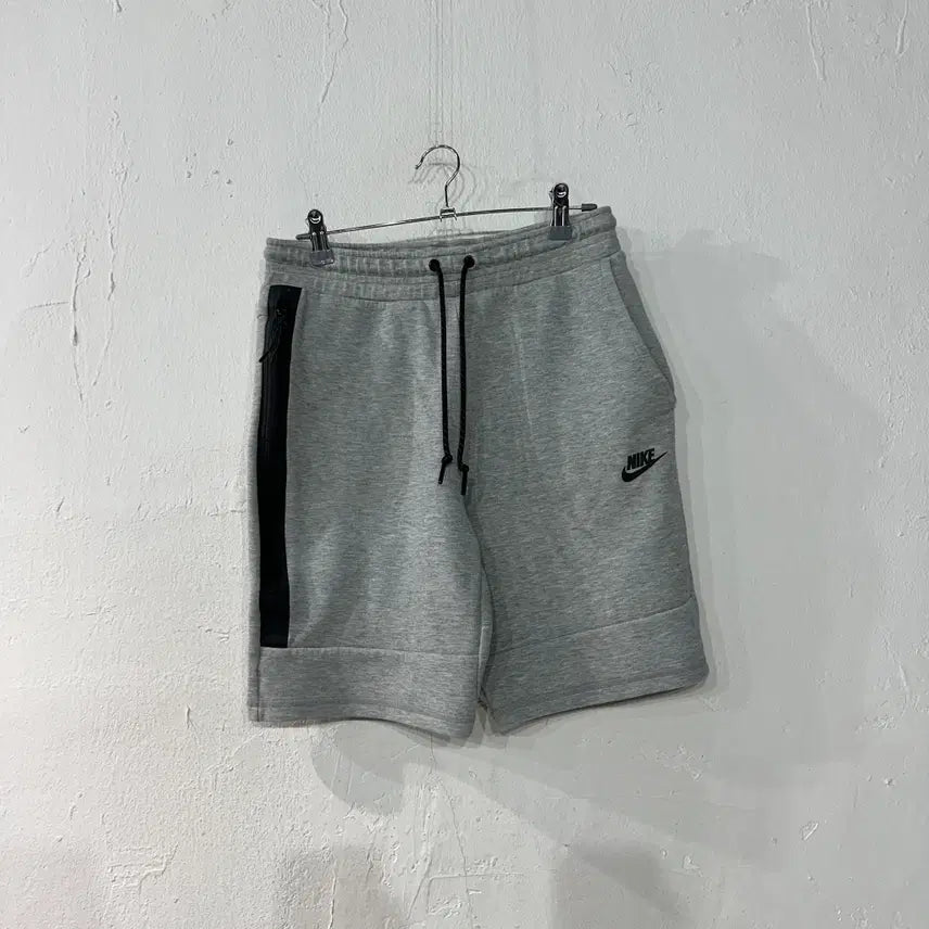 [BUNJANG] Nike Tech Fleece Shorts Medium / 나이키 테크팩 반바지 M