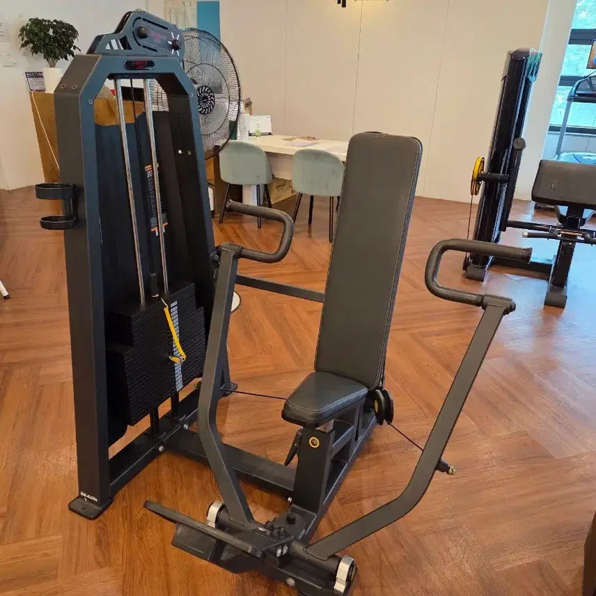 [BUNJANG] Chest Press Machine / 헬스기구 체스트 프레스 머신