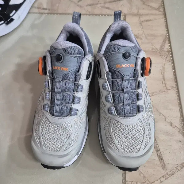 [BUNJANG] Blackyak Hiking Shoes Light Grey / 블랙야크 등산화 라이트그레이 230 새상품입니다