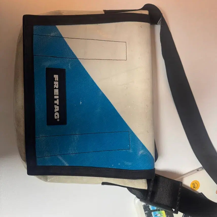 [BUNJANG] Freitag R531 Lassi Messenger Bag / 프라이탁 라씨 판매