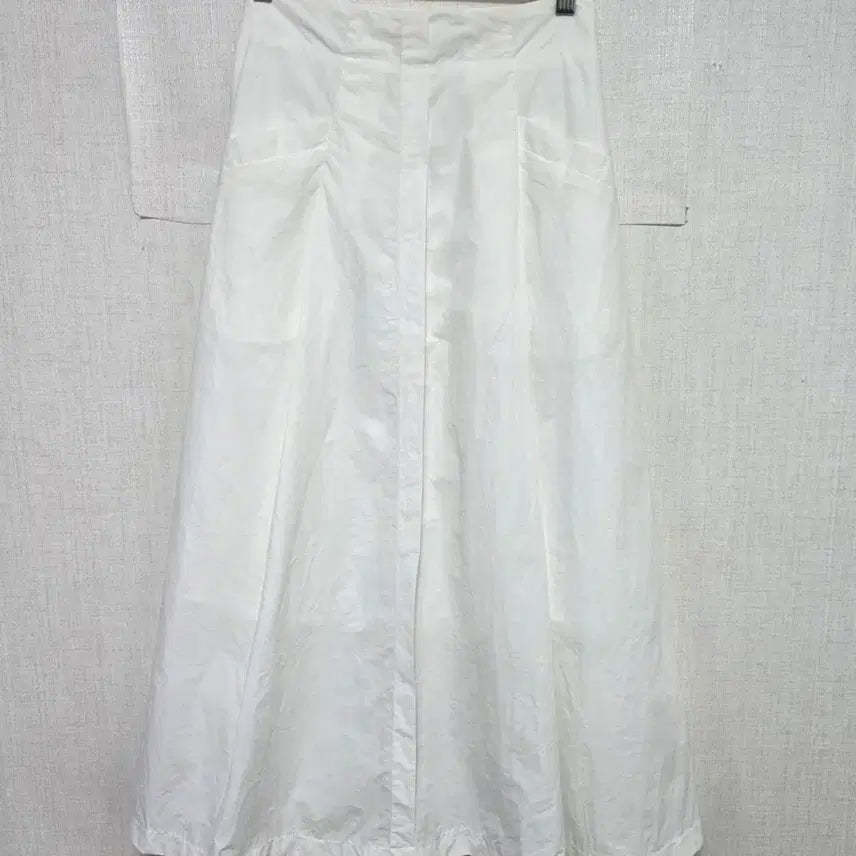 [BUNJANG] Riel White Crisp Long Skirt / 리엘 화이트 바스락 롱 스커트